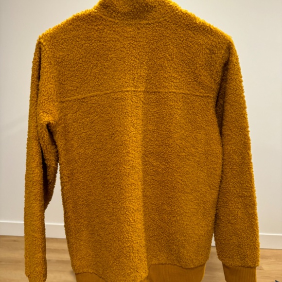 CINCH yellow comfy sweater (S) - Picture 4 of 4